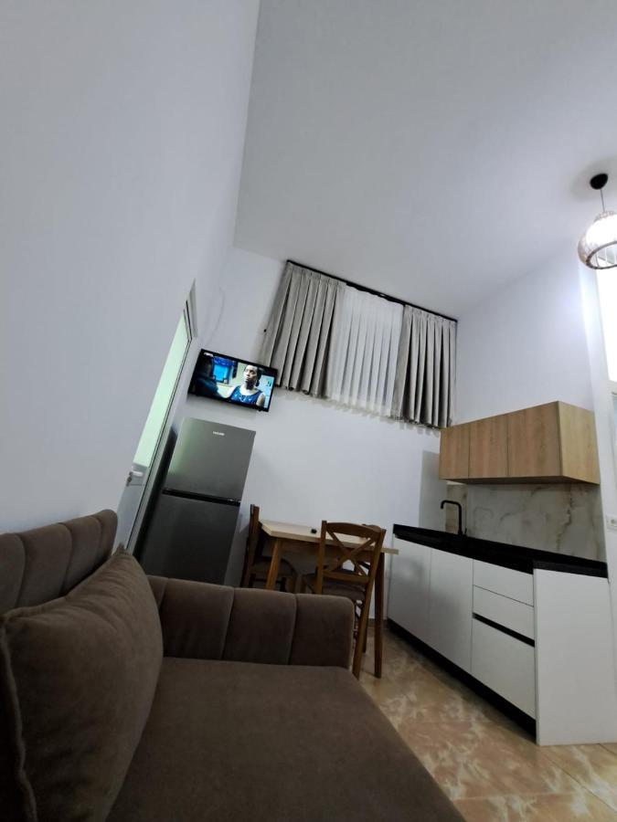 Vila Pushimi Regis Velipojë Exteriör bild