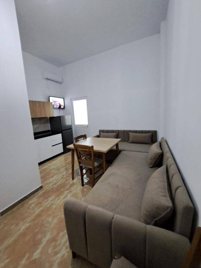 Vila Pushimi Regis Velipojë Exteriör bild