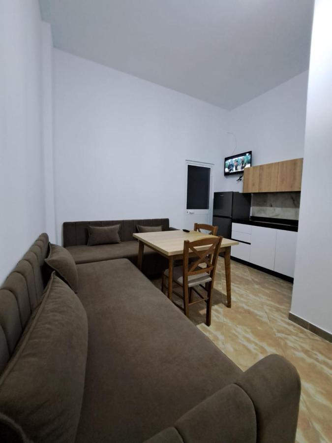 Vila Pushimi Regis Velipojë Exteriör bild