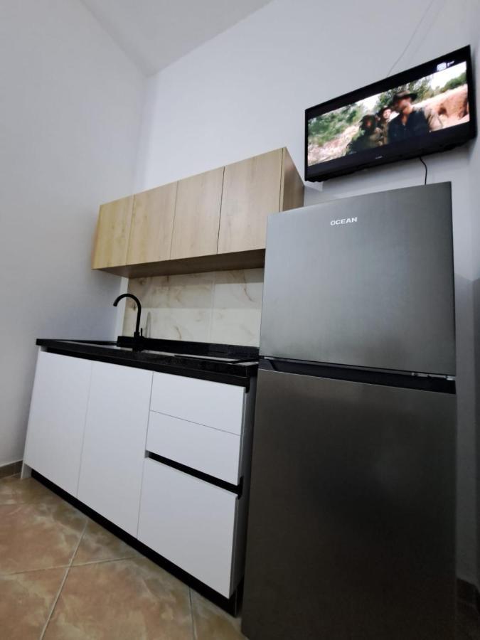 Vila Pushimi Regis Velipojë Exteriör bild